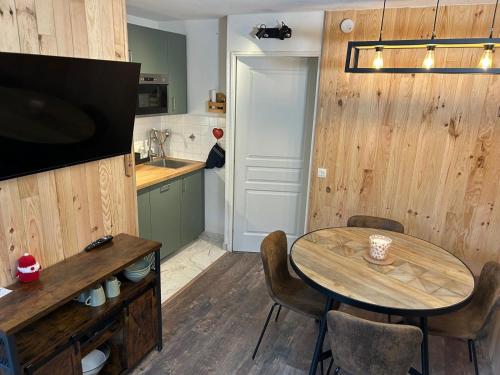 appartement très chaleureux (appartement tres chaleureux) in Risoul ciems
