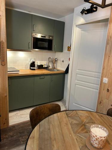 appartement très chaleureux (appartement tres chaleureux) in Risoul ciems