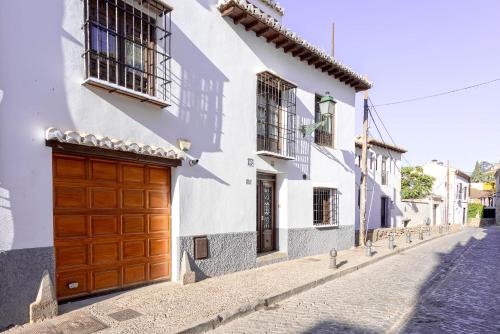 Genteel Home Mirador de los Reyes - image 2