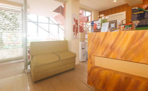 RedDoorz @ Benelio Suites Pavia Iloilo in Pavia