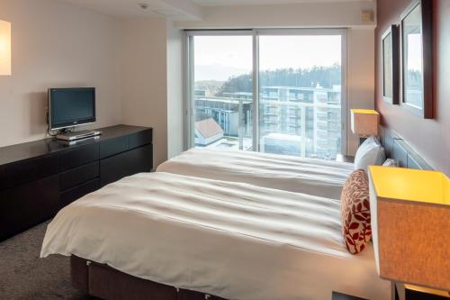3 bedrooms, 5 beds