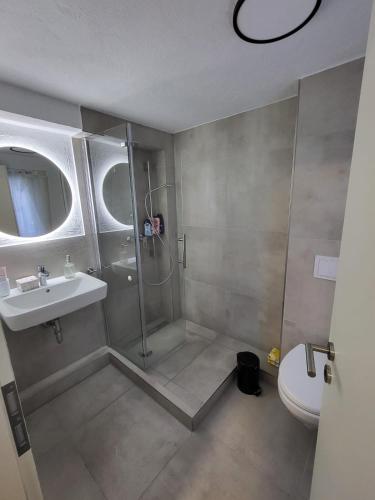 Duche, FlexHome Stadtnahe Ferienwohnung in Centro da cidade