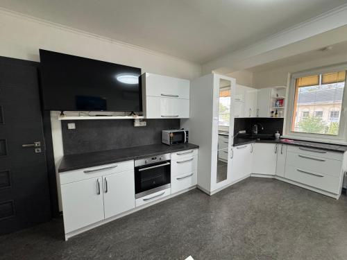 Facilities, 3 Bedroom Apartment, Playground, bounce mat jump ring in Poruba