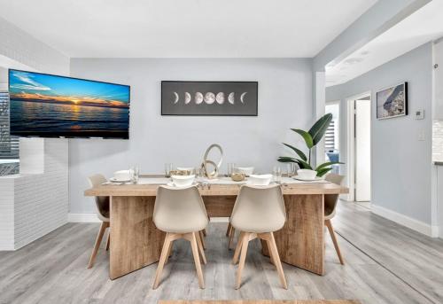 Hard Rock Hotel & Casino Getaway 3 Bdrm Villa in Fort Lauderdale, USA