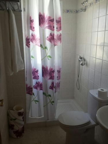 Duša, Casa María Ronda con parking (Casa Maria Ronda con parking) in Montejakve