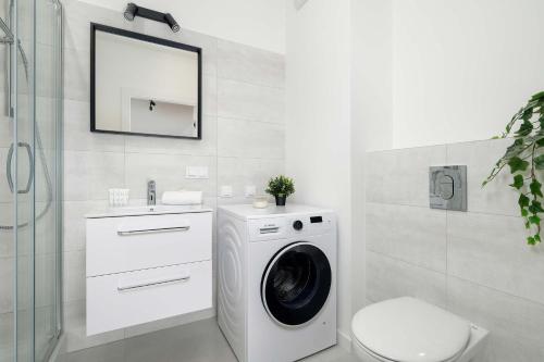 Spacious Apartment with Functional Interiors Parking & Balcony by Noclegi Renters - image 5