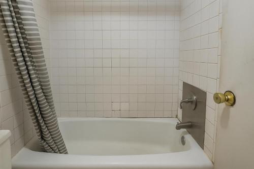 บริการและสิ่งอำนวยความสะดวก, Capital O Pleasant Motel Grand Rapids MI in แกรนด์แรพิดส์ (MI)