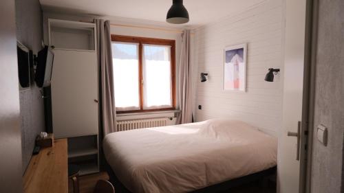 1 twin bed