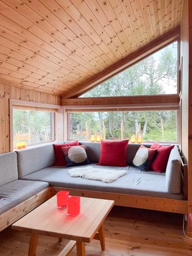 Modernized Log Cabin At Ljøsheim – khách sạn tại Sjusjoen