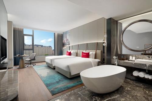 room detail thumbnail 1