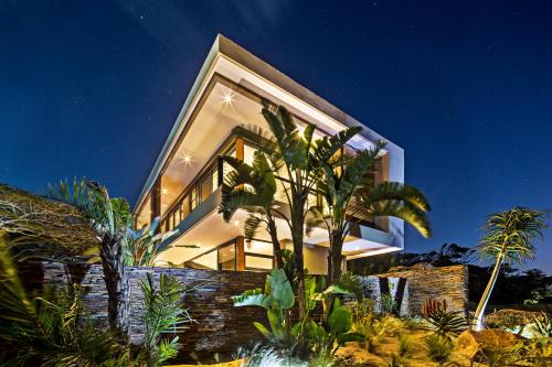 Luxury Villa Aloe Ridge - Eden Rock Luxury Estate, Pennington in Imbabala Forest Estate