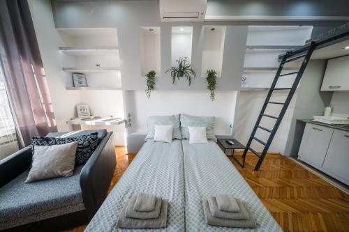 Széchenyi Apartman (III. Panorama) Miskolc belvárosában – khách sạn tại Kisavas