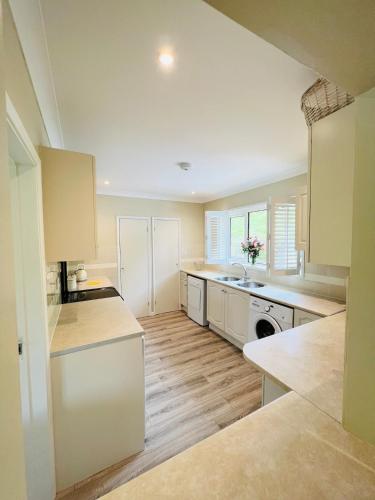 Hilly Haven & Luxury Wagon in the Forest of Dean in Newland