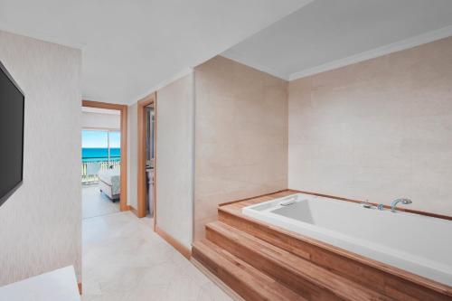 Asteria Bloom Side Room Type - Deluxe Double Room