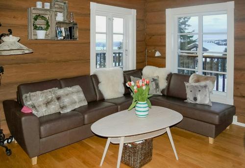 Exterior view, Log Cabin By Mostertoppen Ski Stadium in Oyer