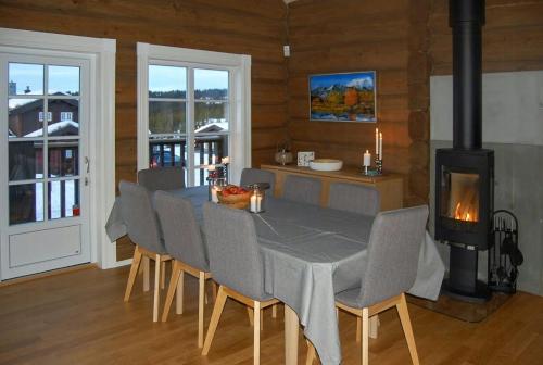 Exterior view, Log Cabin By Mostertoppen Ski Stadium in Oyer