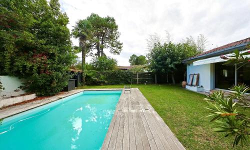 Spacious bright house pool heated - Location saisonnière - Anglet