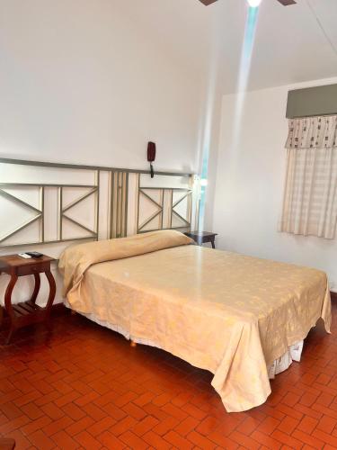 Hotel Mundial – Merlo, ND