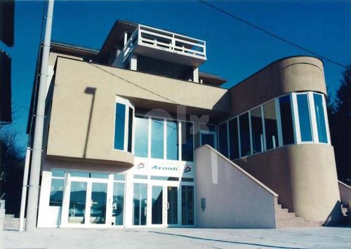 . Hotel Avanti