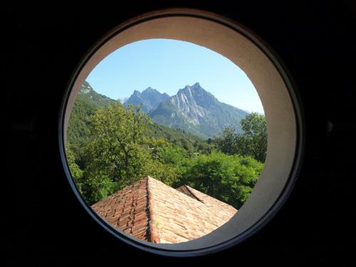 Tuvākā izklaides vieta, Attic loft with park in the shadow of the Dolomites in Sospirolo