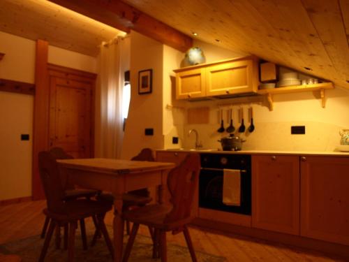 Attic loft with park in the shadow of the Dolomites in Sospirolo