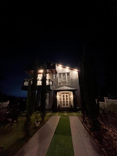 Exterior view of Leedors bnb