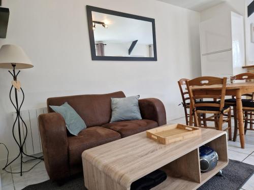 Maison 3 personnes entre lac et foret in Léry