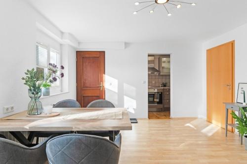 Helles & ruhiges Apartment nahe A81 in 普芬恩