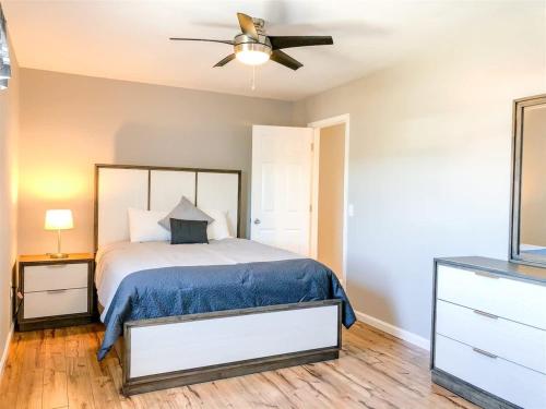 5218 Beach Drive B - image 12