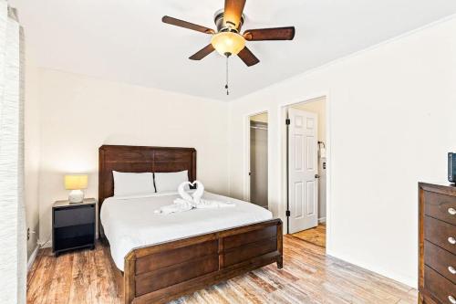 5218 Beach Drive C - image 9