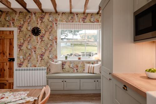 Garradh Cottage - Seasgair Lodges in Кінкрег
