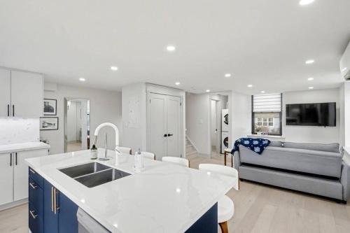 virtuve, The Wynford Dreamy Capri Suite in Centre Wellington (ON)
