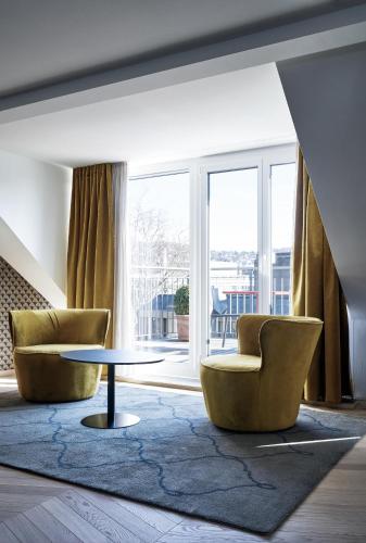 Balcony/terrace, Sorell Hotel Seefeld in 8. Seefeld-Mühlebach-Weinegg