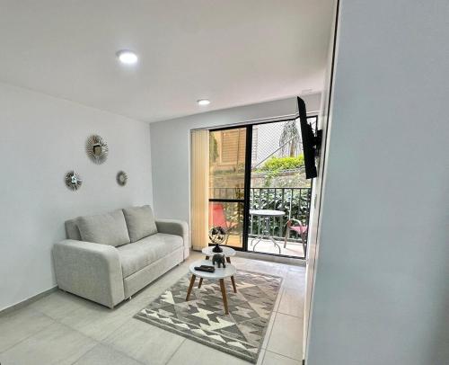 hito 201- Amplio y comodo Apartamento en Laureles