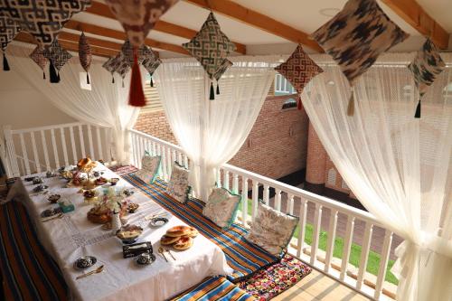 Balcony/terrace, Movarounnahr - Гостевои дом in Margilan