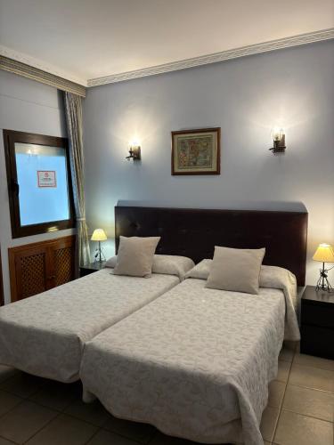 Hostal Cerezo 2