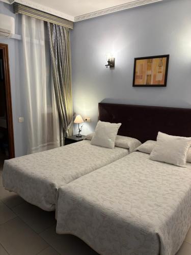 Hostal Cerezo 2