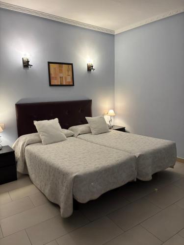 Hostal Cerezo 2