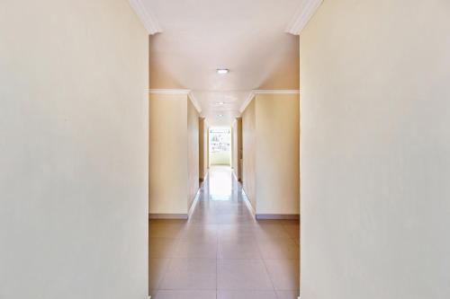 Super Hotel O Golden Hive Madhapur Near Shilparamam