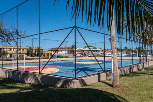 Tennis court, Apartamento Resort Piscina e lazer Completo, 1min Rua dos Biquinis in Jacare