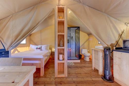 Nature Glamping Stay with Fire Pit in Džonsonsitija (TX)