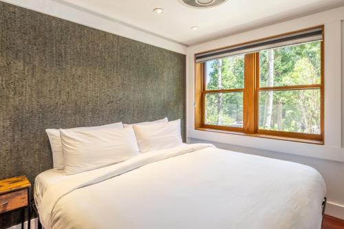 Cedar Crest - Woodpecker Cottage 7 in Homewood (CA)