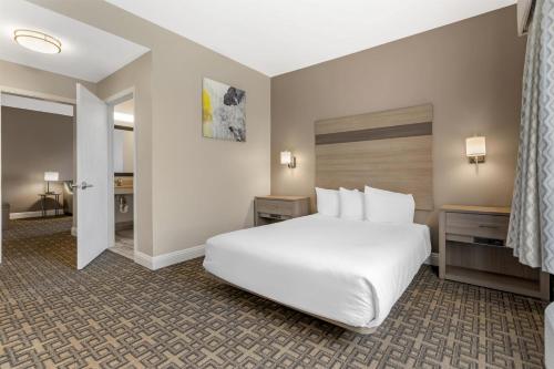 Best Western Kettleman City Inn & Suites - image 3