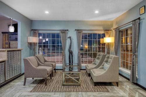 Best Western Lake Conroe - image 12