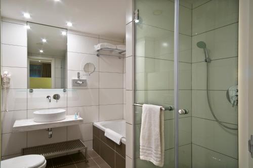 B-aparthotel Montgomery - image 9