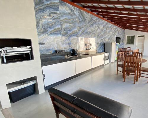 FRENTE MAR Castelhanos, 7 Suites ,Lazer Completo in Anchieta