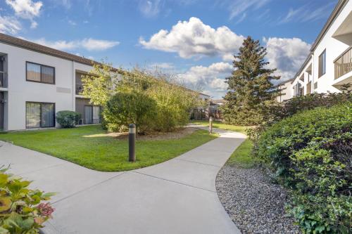 Sonesta Select Newport Middletown - image 2