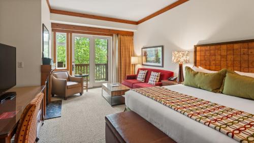 1234 Lodge At Spruce Peak Ski In Ski In Ski Out King Studio By Stowe Mountain Rentals