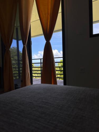 Heikauiki home in Raiatea