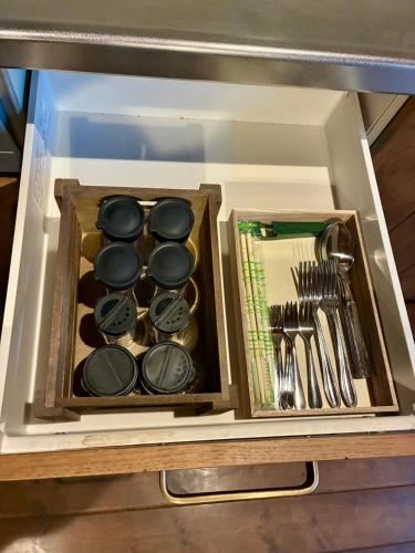 薪ストーブが体験できるログハウス #貸別荘 #一棟貸切 #グループ旅行や家族旅行におすすめ #札幌市内から好アクセス #満天の星空 #木の香り #BESS札幌 #cape